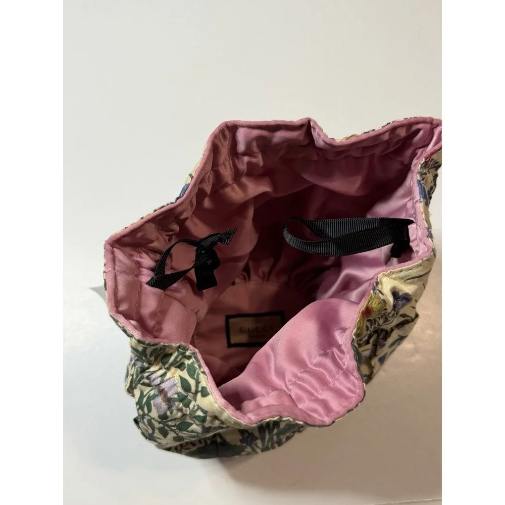 Gucci Pouch Flora Pink  Drawstring Cosmetic Bag Floral